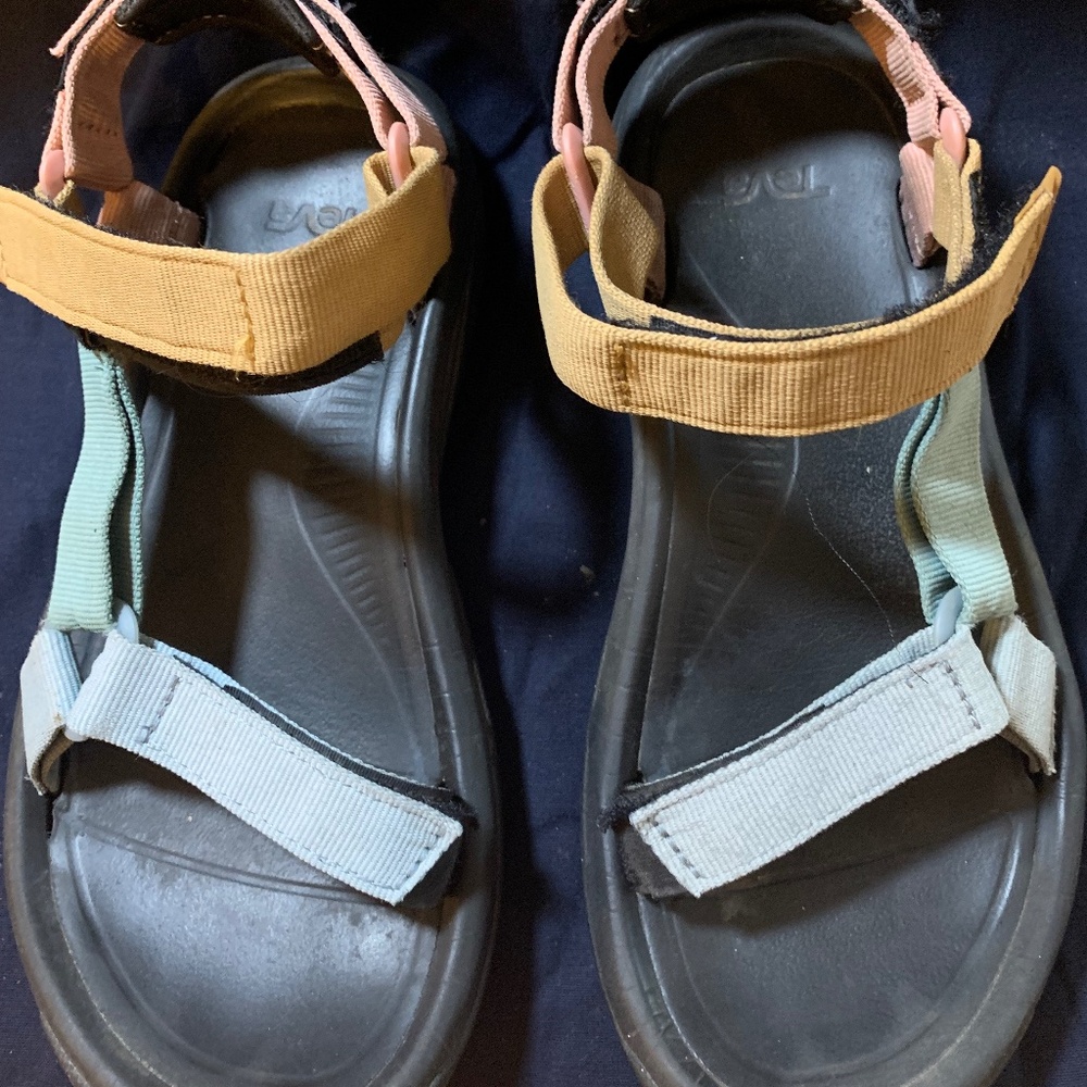 Teva Hurricane